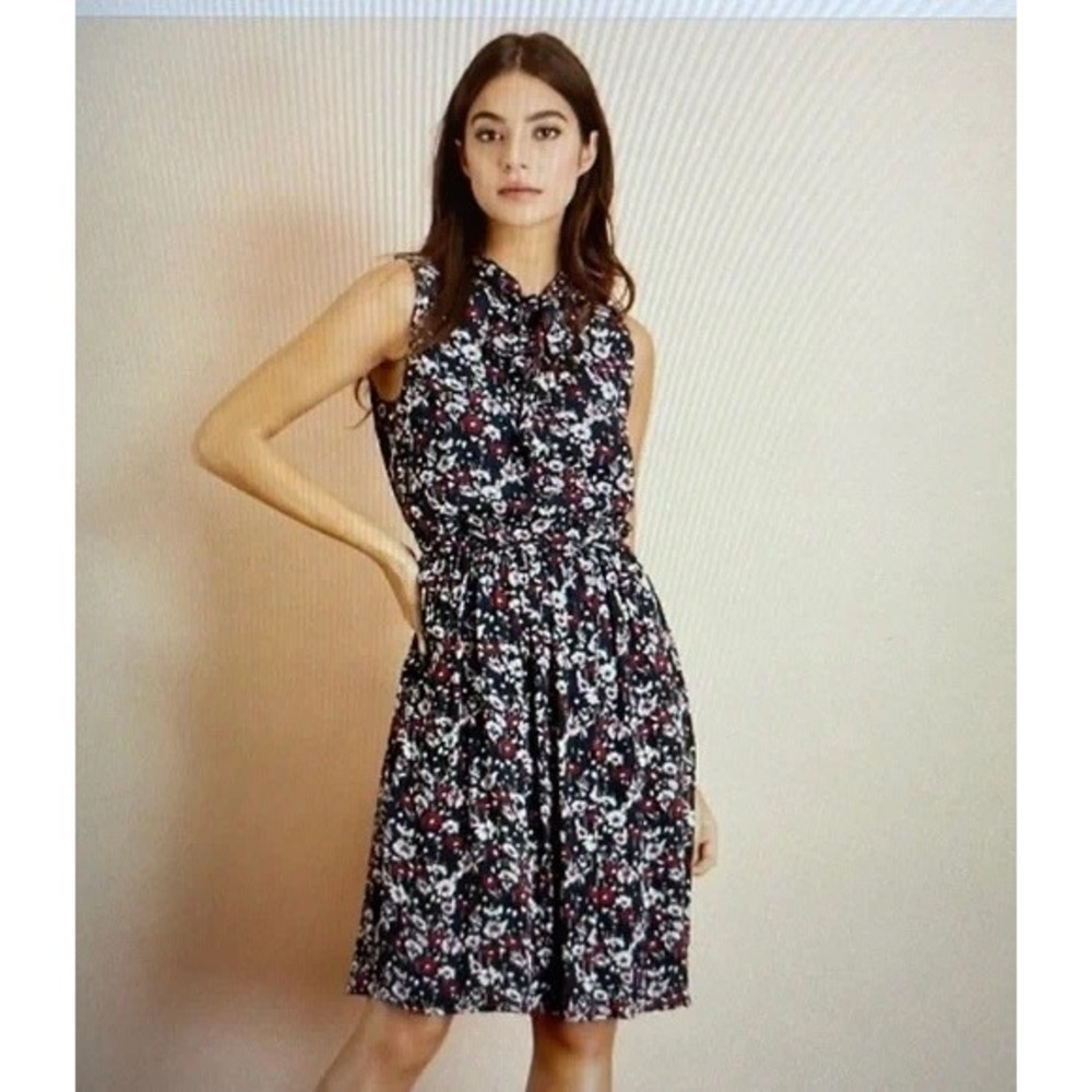 Brooks Brothers Red Fleece Blue Floral Dress Womens 2 Sleeveless Tie-Neck Pocket